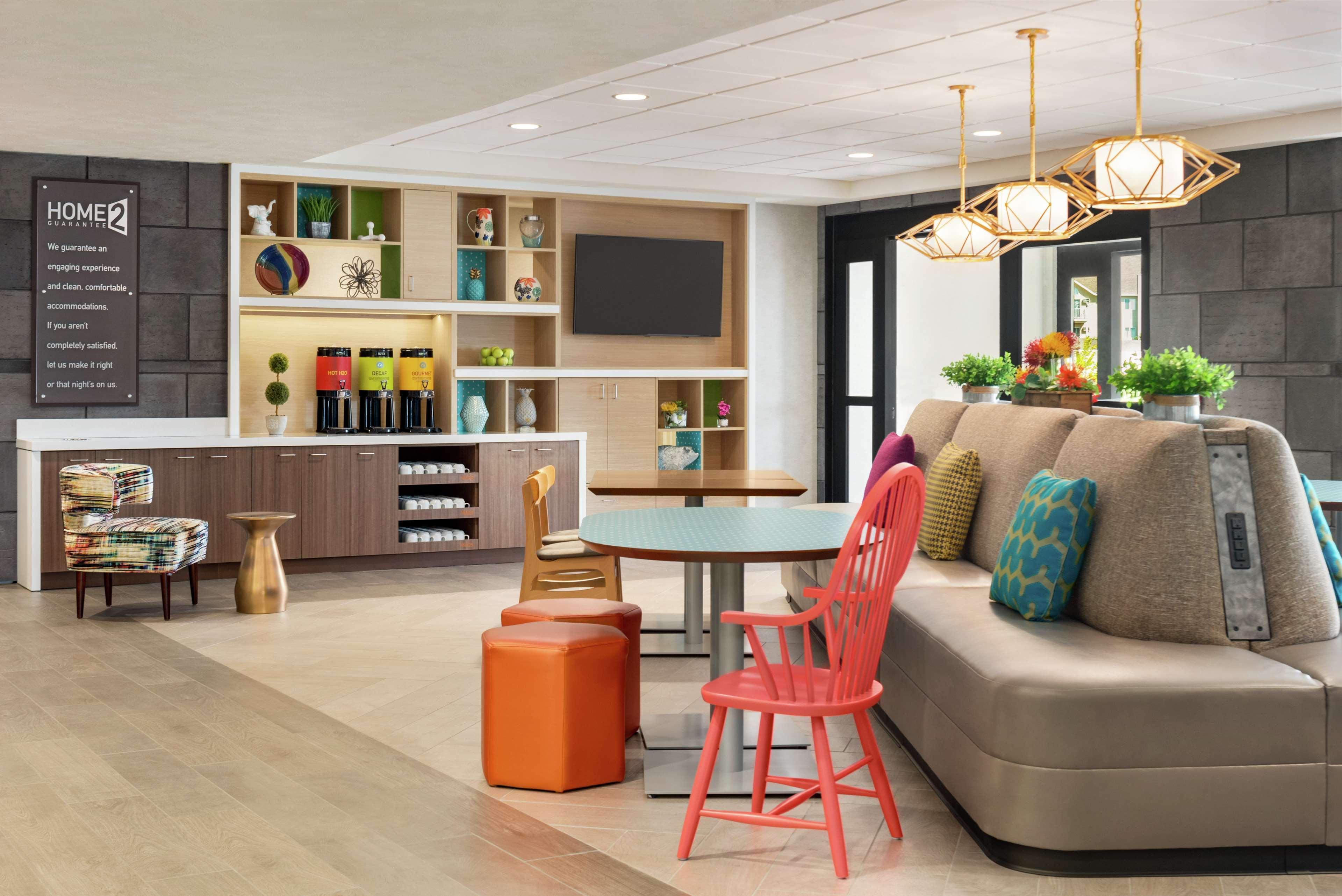 Home2 Suites By Hilton Бисмарк Экстерьер фото